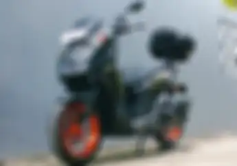 Modifikasi Motor Yamaha LEXi LX 155 2024 Pakai Velg Aerox Siap Touring