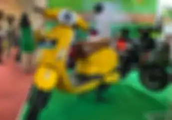 Kejutan IIMS 2024 Motor Listrik Murah Green Tech VP Mirip Vespa Garansi Rangka 10 Tahun Jarak Tempuh 100 Km