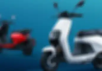 Sikat Bestie Motor Listrik Murah NIU Gova 03 Lite Bagasi Muat Helm Bisa Lari Sejauh 70 Km