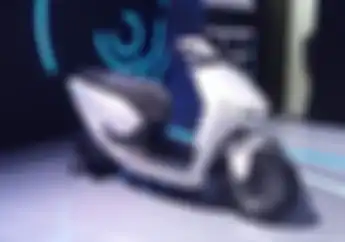 Ada Motor Listrik Terbaru Honda di IIMS 2024 Desainnya Mirip EM1 e: