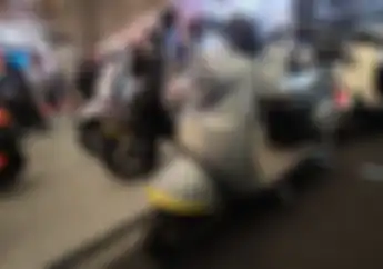 Cuma Rp 3 Juta Motor Listrik Paling Murah di IIMS 2024 ZPT Nimbuzz Jarak Tempuh 70 Km