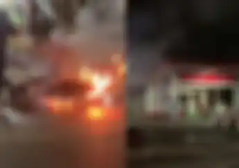Ngeri Motor Dilalap Api Persis Dekat SPBU di Banjar Warga Coba Padamkan Bareng