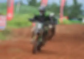 Kawasaki Berkolaborasi Dengan NGK-DID Gelar Latber Motocross di Sirkuit Get Out & Play
