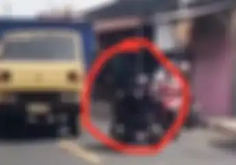 Emak-Emak Sering Lawan Arah Pakai Motor Listrik Disambangi Polisi Ternyata Punya Masalah Ini