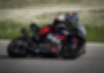 BMW Siap Bikin Motor Untuk di MotoGP, Toprak Razgatlioglu Jadi Pembalap Utama