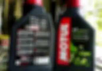 Kualitas Oli Mesin Motor Ketahuan dari Huruf Ini di Botol, Cek Sekarang Sebelum Mudik