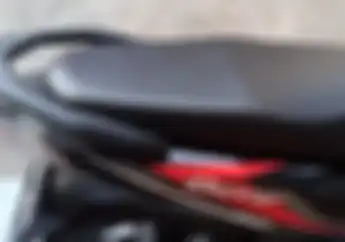 Jok Motor Kusam Jadi Bening Lagi Pakai Bahan Dapur Harga Rp 4 Ribuan