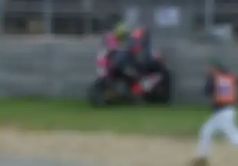 Koplak Aksi Salah Motor Pembalap Moto3 Amerika 2024, Komentar Netizen Bikin Ngakak