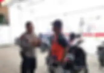 Tukang Parkir Liar Sering Bikin Masalah Laporkan ke Polisi Bisa Dijerat Pidana