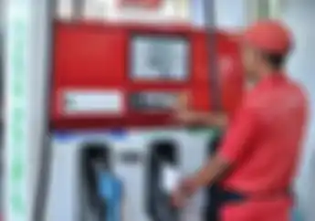Fakta Harga Bensin Pertalite Naik 17 Agustus 2024 Menteri Luhut Pastikan Motor Tidak Kena Dampak