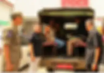 Siap-siap Razia Tukang Parkir Liar Alfamart dan Indomaret oleh Petugas Gabungan