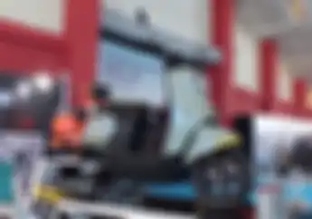 Enak Banget, Motor Listrik Paling Murah di PEVS 2024 Dapat Garansi Dinamo, Rangka dan Baterai Segini Lamanya