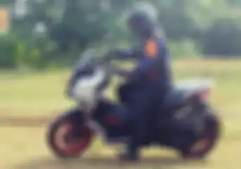 Bikers Waspada Naik Motor Bulan Mei, Musim Kemarau Tapi Masih Hujan