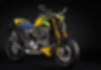 Moge Ducati Monster Livery Pembalap F1 Legendaris Ayrton Senna Dirilis