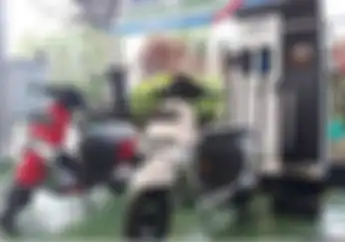 Sering Pakai Fast Charging Baterai Motor Listrik Malah Cepat Rusak, Beneran Nih?
