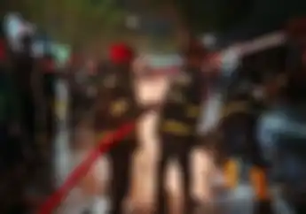 Akibat Merokok Saat Isi Bensin Eceran Dua Motor dan Satu Warung Ludes Terbakar di Padang