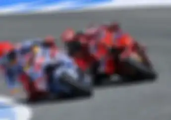 Marc Marquez Bisa Bikin Francesco Bagnaia di Tim Pabrikan Ducati MotoGP 2025 Bukan Prioritas Lagi?
