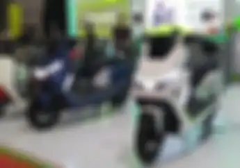 Motor Listrik Baru Saige SG-MAX Meluncur di PRJ, Sekali Charge Bisa Jalan Sampai 150 Km