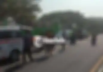 Kecelakaan Mahasiswa Asal Bekasi Geber Honda Vario Tabrak Truk di Karanganyar Pengendara Tewas Warga Tidak Berani Menolong
