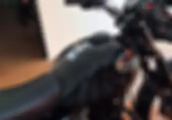 Ternyata Ini Alasan Kawasaki W175 Injeksi Punya Tangki Bensin Lebih Kecil Daripada Versi Karburator