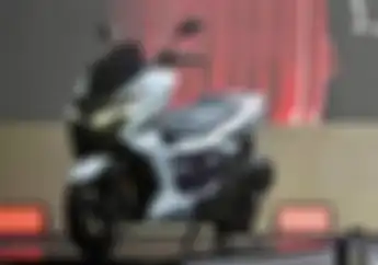 Meluncur Skutik Bongsor Kawin Silang PCX 160 dan NMAX Turbo Mesin 278cc Harga Terjangkau