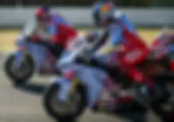 Marc Marquez Kembali Bertingkah, Senggol Pembalap Ducati Demi Podium