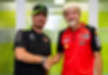 Valentino Rossi Tersenyum VR46 Racing Dapat Motor Ducati Spek Terbaru