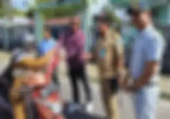 Petugas Pajak Kendaraan Datangi Rumah Pemilik Motor dan Mobil Diungkap Warga Tentang Pengalamannya
