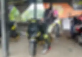 Fisichella KW Curhat Sulitnya Geber Vespa Matic di Road Race Scooter Prix Dibandingkan Balap Matic Jepangan