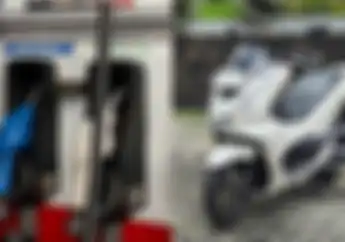 Efek Harga BBM Pertamax Naik Biaya Pengeluaran Bensin Honda PCX Jadi Segini