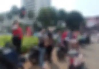 Pemotor Mendadak Minggir Ikut Upacara 17 Agustus di Bundaran HI Jakarta