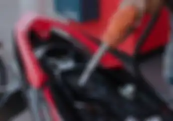 Dua Tips Bikin Motor Lebih Irit Bensin Enggak Pusing Harga Bensin Naik