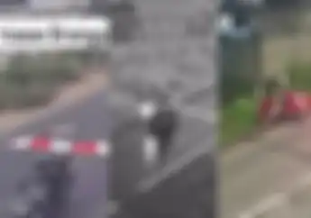 Banyak Pemotor Terobos Palang Pintu Perlintasan Kereta Api di Kediri Sampai 3 Kali Rusak, KAI Siapkan Sanksi Tegas