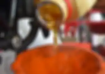  3 Ciri Oli MPX Palsu Diungkap Pihak Honda, Efeknya Bisa Fatal di Mesin Motor