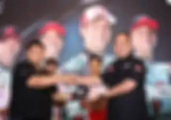 Jelang MotoGP Mandalika 2024, Idemitsu Ajak Bengkel Rekanan Dinner Bareng Takaaki Nakagami dan Mario Suryo Aji