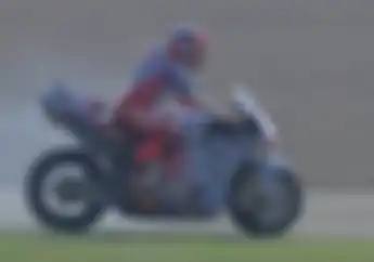 Motor Terbakar di Mandalika 2024, Marc Marquez Heran APAR Marshal Tidak Spek MotoGP