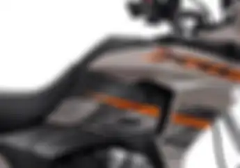 Meluncur Honda Adventure Baru Cocok Untuk Trabasan Mesin 190 cc Sekali Isi Bensin Full Tank Ngacir Hampir 400 Km