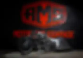 AMS Garage Berulah Lagi Modifikasi Motor Royal Enfield Jadi Bagger Aluminium di Kustomfest 2024