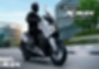Senior Yamaha NMAX Turbo Dapat Warna Baru, Harga XMAX Oktober 2024 Naik Jadi Segini