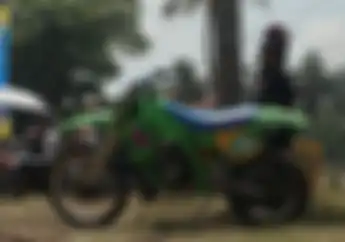 Motor Trail 2-Tak Jadul Keluar Kandang Ramaikan Deus Slidetober Fest 2024