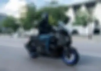 Ada Yamaha XMAX 2024 Versi Irit Bensin Tangki Jumbo, Harganya Gokil