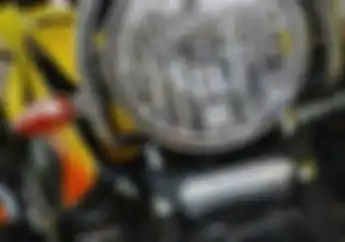 Sudah Dijual di Dealer Motor Sport Yamaha Desain Retro Tangki Besar Saingan Suzuki Thunder Irit Bensin Harga Segini