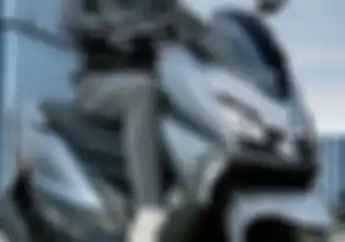Skutik Bongsor Baru Lebih Murah dari Honda PCX 160 Bagasi Luas Jarak Tempuh 300 Km