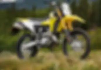 Sangar Motor Trail Suzuki 2025 Meluncur Desain Anti India Mesin Besar Rangka Kokoh Fitur Melimpah