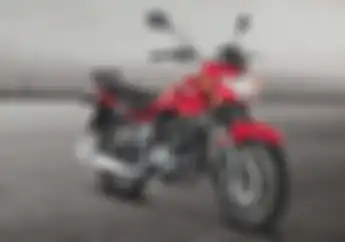 Motor Musuh SPBU Suzuki Thunder Terbaru Dijual Lagi Mesin 150 cc Kapasitas Tangki Menyusut