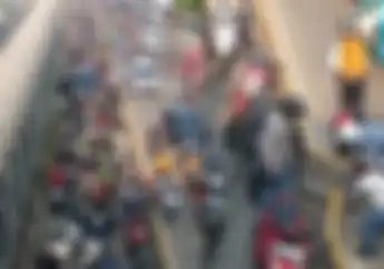 Negara Bisa Auto Cuan Kalau Polisi Tilang Pemotor Masuk Jalur Busway di Cengkareng, Tembus Puluhan Juta Rupiah