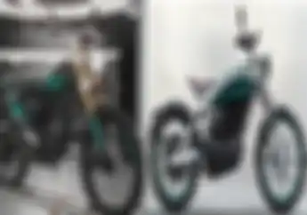 2 Motor Listrik Baru Royal Enfield Nongol di EICMA 2024, Punya Cornering ABS Banyak Fitur Canggih Lain
