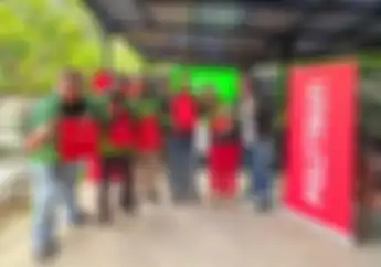  Polytron Gandeng Gojek Luncurkan Program 'Ngegojek Lebih Hemat, Kantong Lebih Sehat'