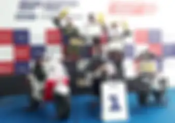 Husna Dotcom, M. Nurgianto dan Putra Purnama Alam Sabet Juara Umum Scooter Prix 2024