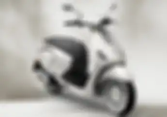 Desain Retro Banget Motor Baru Mirip Vespa Power Gahar Fitur Canggih Irit Bensin Siap Meluncur